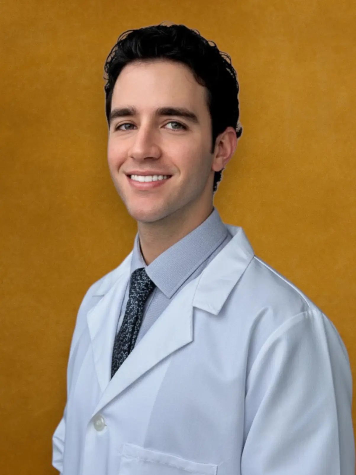 Luis Aranguren, MD